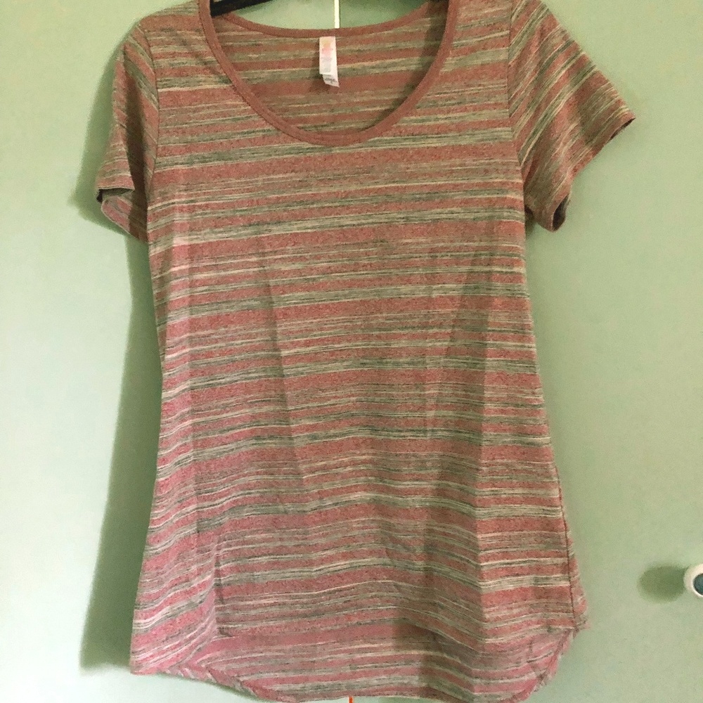 LulaRoe Irma Tunic Tee